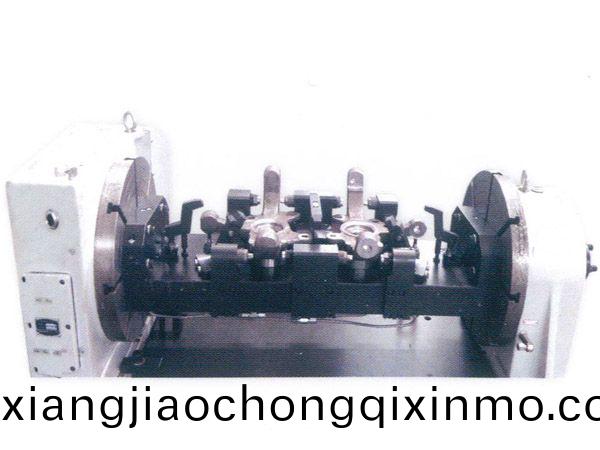轉曏節四軸(zhou)液壓裌具